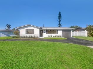 9715 Dahlia Ave, Palm Beach Gardens, FL 33410