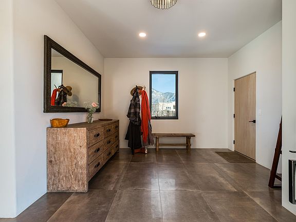 4th image of 177 Upper Las Colonias Rd