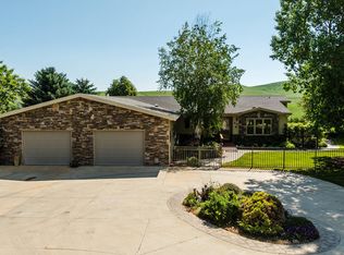 95 Beaver Creek Rd, Sheridan, WY 82801