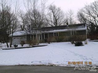 18565 W Evergreen Pl, New Berlin, WI 53146