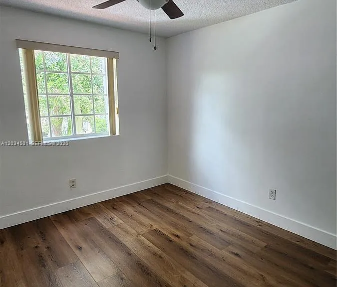 10122 SW 223rd Ter — Photo 6