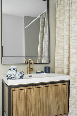 Rented by EXR | media 22