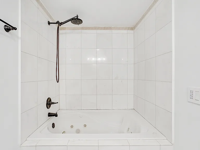 1541 Brickell Ave #105 — Photo 72