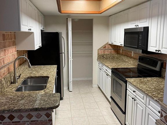 4th image of 1500 Crestwood Ct S APT 1503