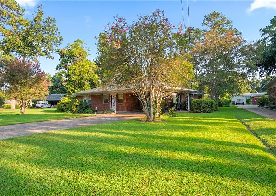 1st image of 1802 Shirley Park Pl