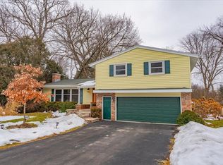 3 Rosewood Cir, Madison, WI 53711