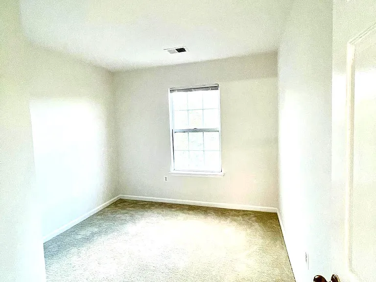 21065 Tyler Too Ter — Photo 9