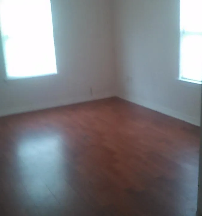 1825 Old Roman St