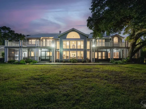940 Paradise Beach Cir, Pensacola, FL 32506
