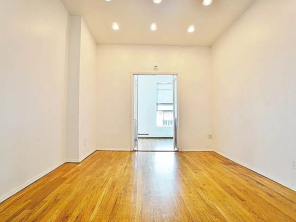 4th image of 453 W 46th St APT 5B