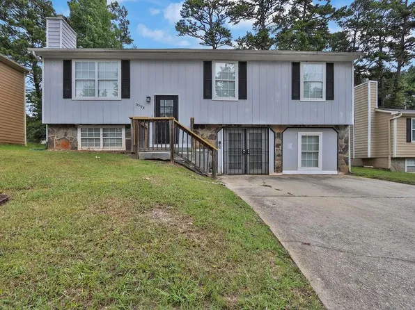 5598 Emerald Gln, Stone Mountain, GA 30088