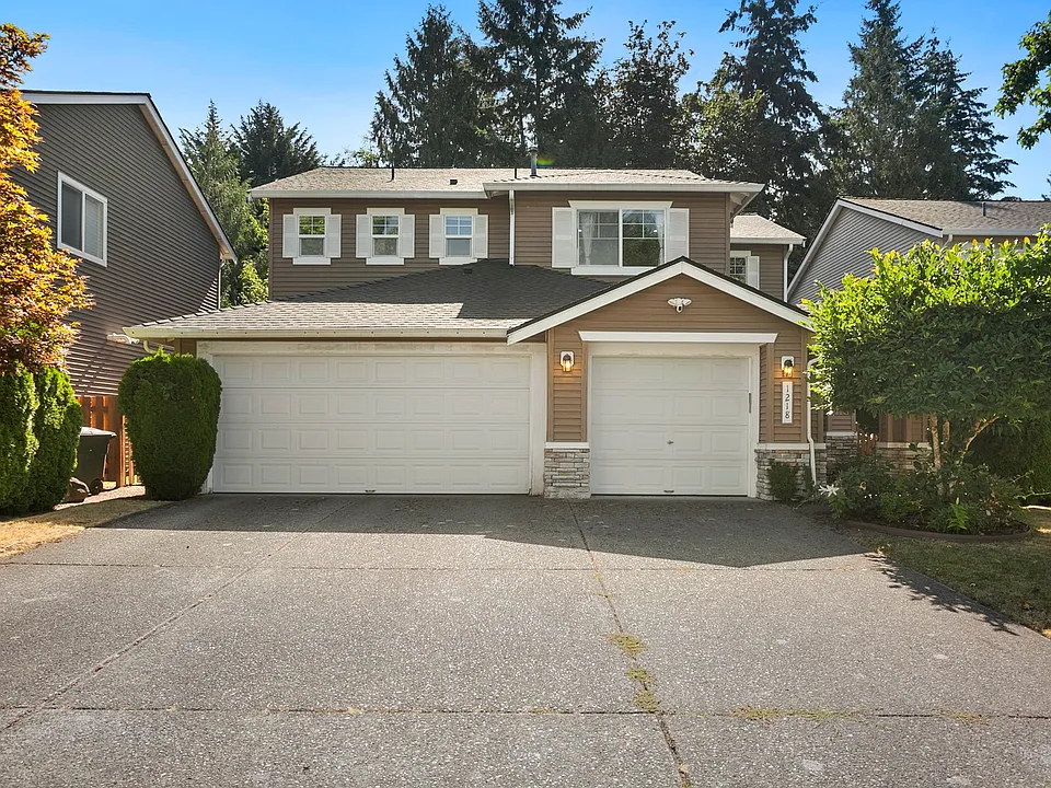 1218 243rd Pl SE