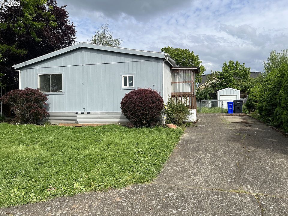 1st image of 150 Indian Oak Ct Unit 6