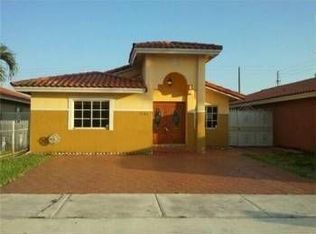 3186 W 68th Pl, Hialeah, FL 33018