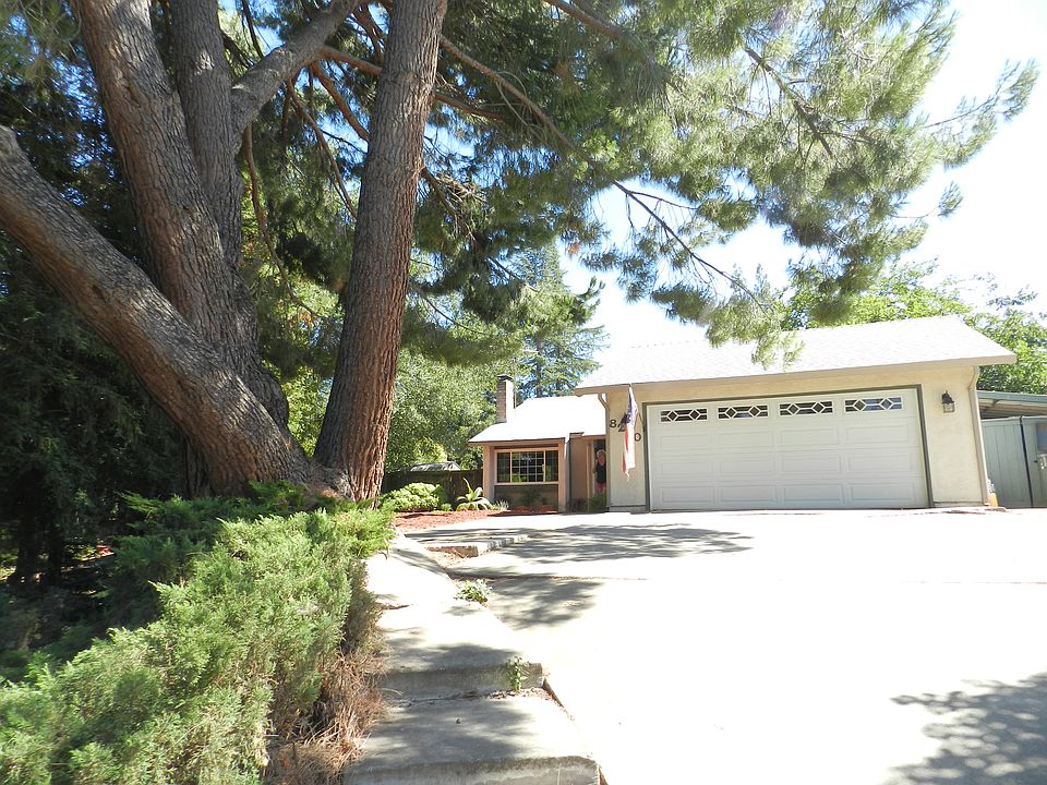 1st image of 8200 Foxfire Dr