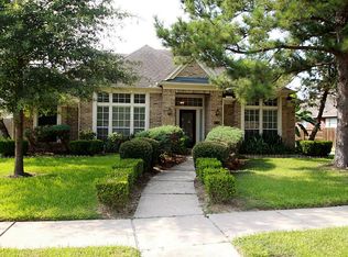 17722 Mossy Ridge Ln, Houston, TX 77095