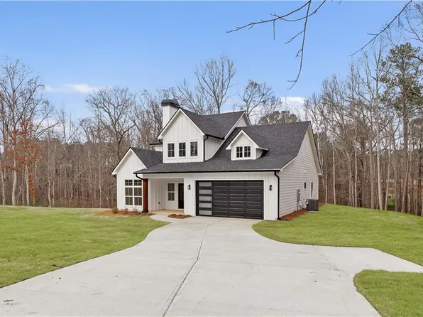 176 Paige St, Dallas, GA 30132