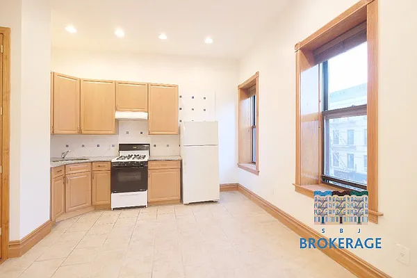 Rented by SBJ Brokerage, LLC | media 16