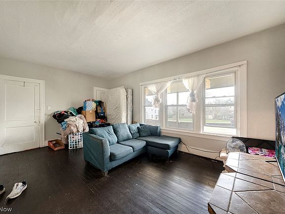 5th image of 3550 E 113th St