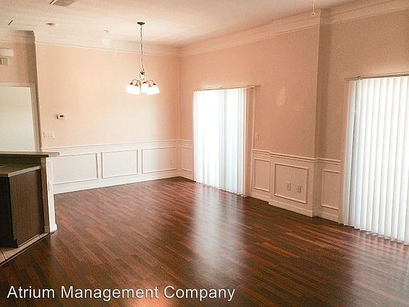 3rd image of 1110 San Jacinto Cir