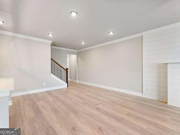 2nd image of 206 Grand Highlands Ct