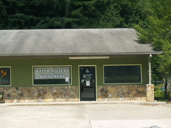 1859 Georgia Rd, Franklin, NC 28734