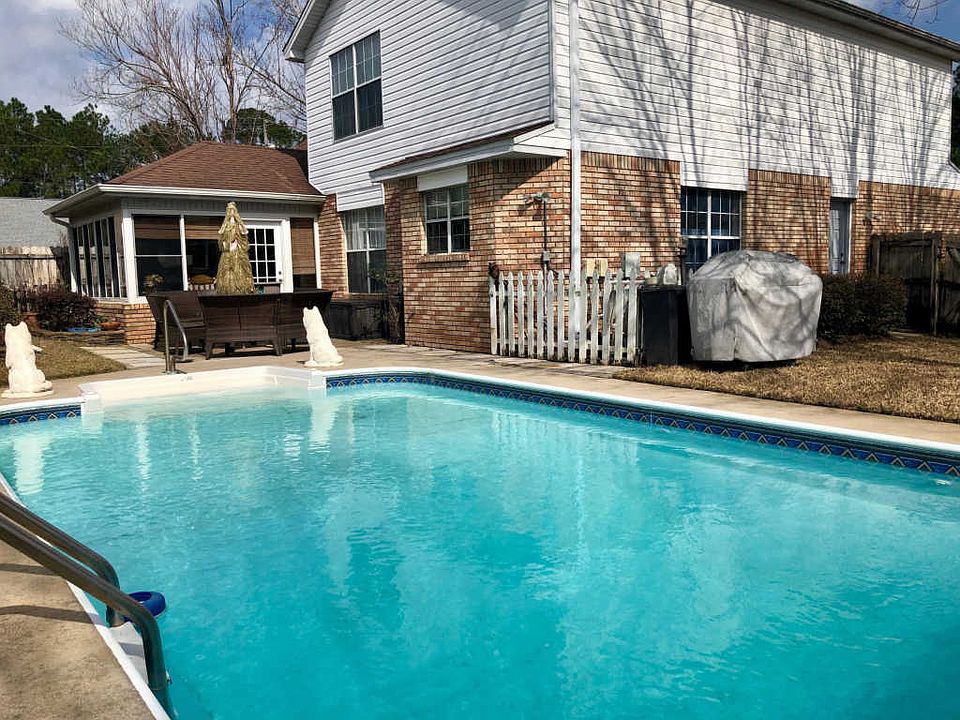 1st image of 535 E Timberlake Dr