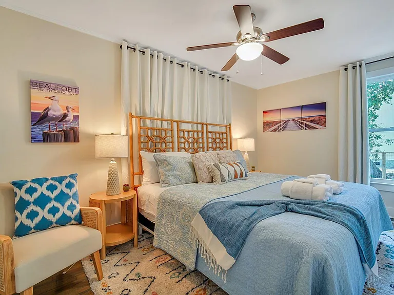 3rd bedroom with king bed