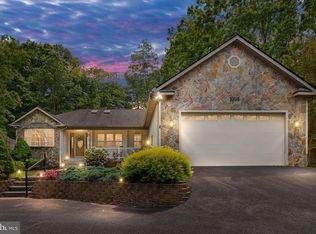 535 Harrison Cir, Locust Grove, VA 22508