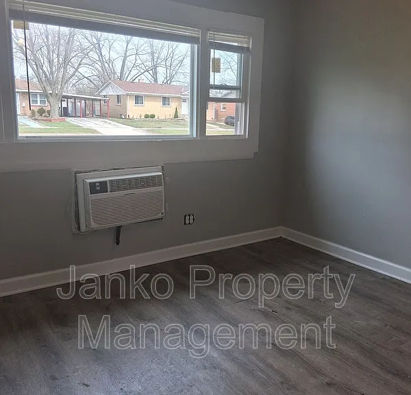 392 Hickory St #1E — Photo 5