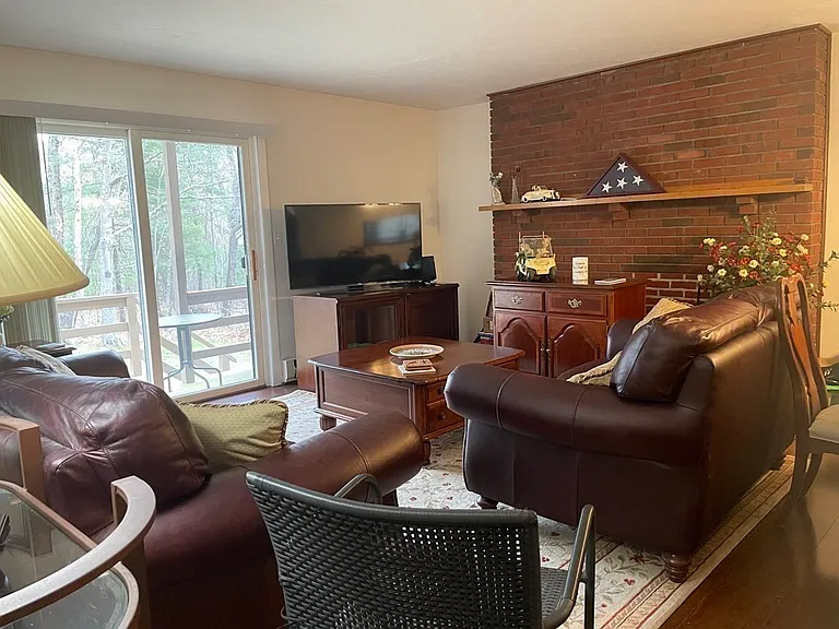 161 Highwood Dr #161 — Photo 4