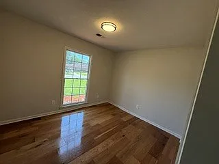 3631 Montrose Dr — Photo 9
