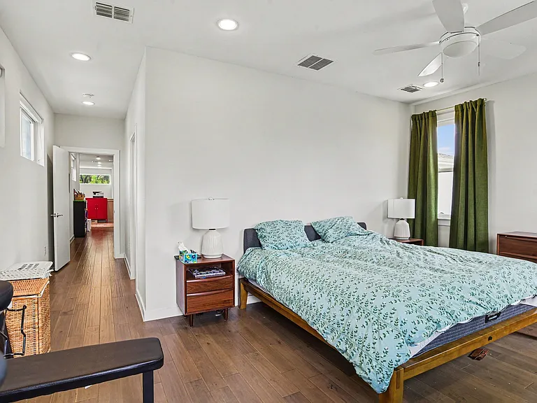5349 Ellsworth Ave — Photo 12