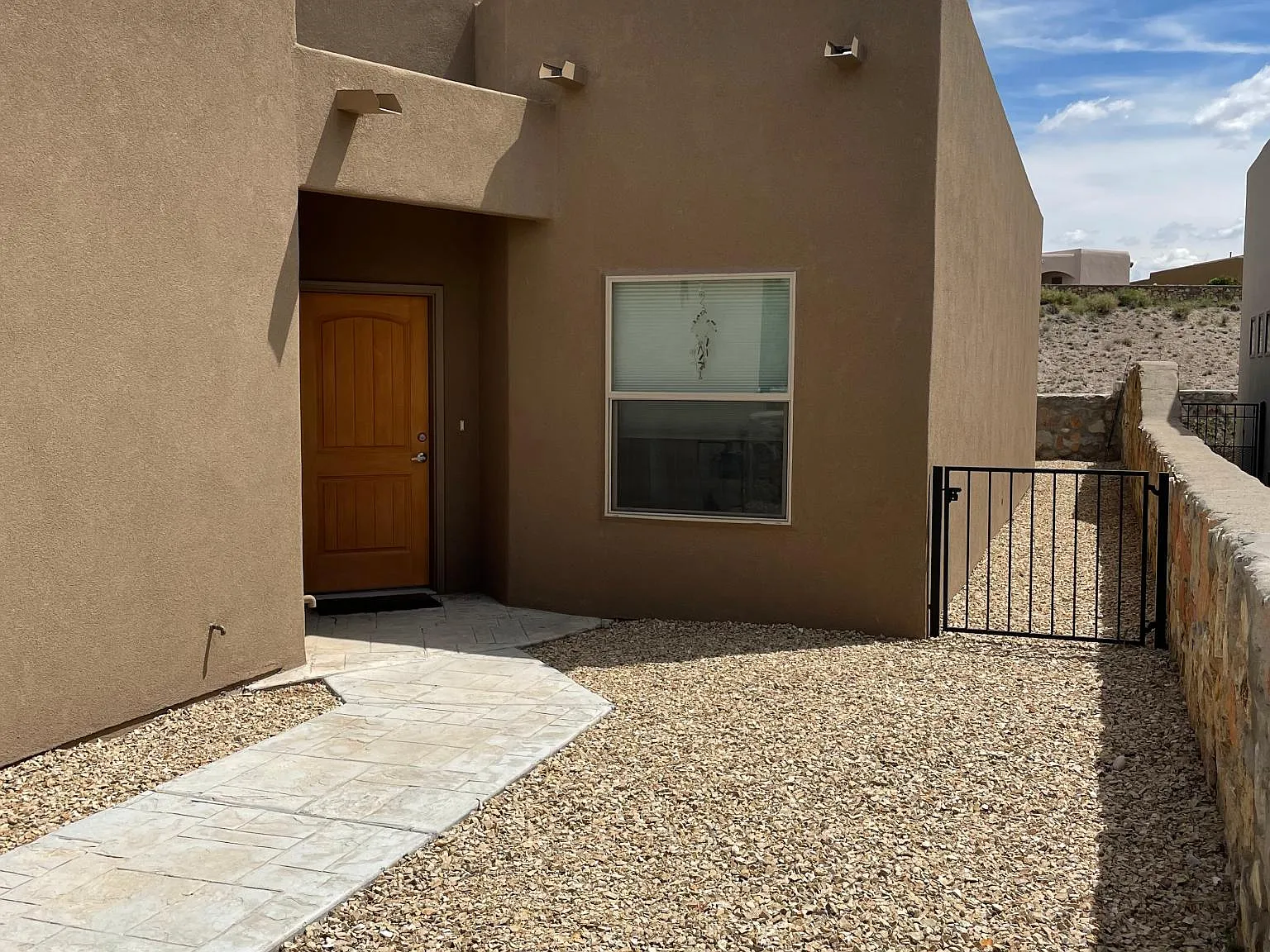 2 bed, 1235 sqft, $1,650 — Photo 2