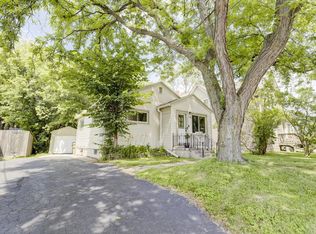 1726 Schlimgen Ave, Madison, WI 53704