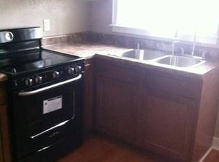 1523 Charlotte Ave, Anniston, AL 36207