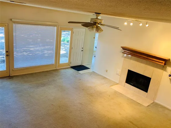 6451 Old Hickory St, Katy, TX 77449