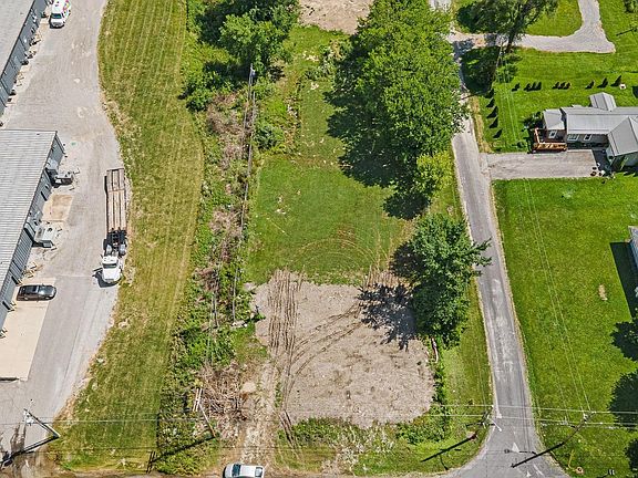 5th image of 1827 Cremer Ave