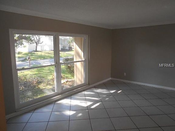 5th image of 7304 Sunshine Cir