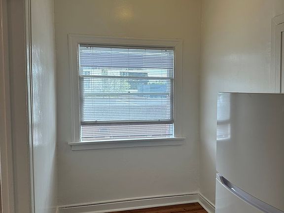 4th image of 1716 N Edgemont St #21