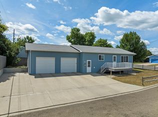 505 7th Ave SW, Minot, ND 58701