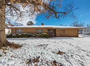 412 Harvey St, Halstead, KS 67056