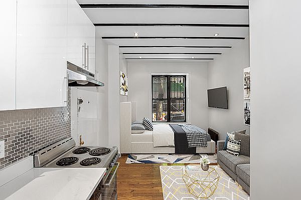 1st image of 208 W 88th St APT 1C