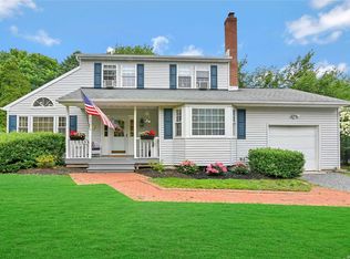 530 Stillwater Ave, Cutchogue, NY 11935