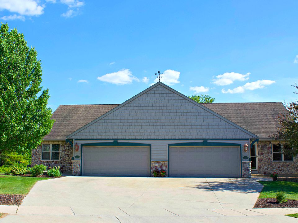 1st image of 1209 Firethorn Dr #1211