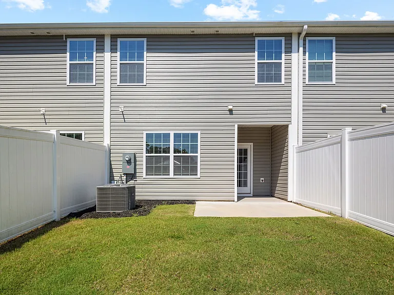 Rosemary Glen — Photo 19