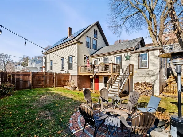 37 Lindel St, Haverhill, MA 01830