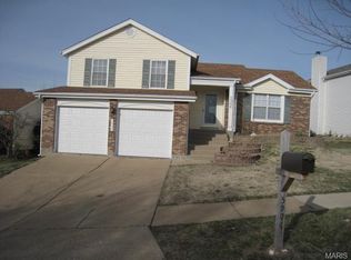 5906 Woodbrook Dr, Saint Louis, MO 63129
