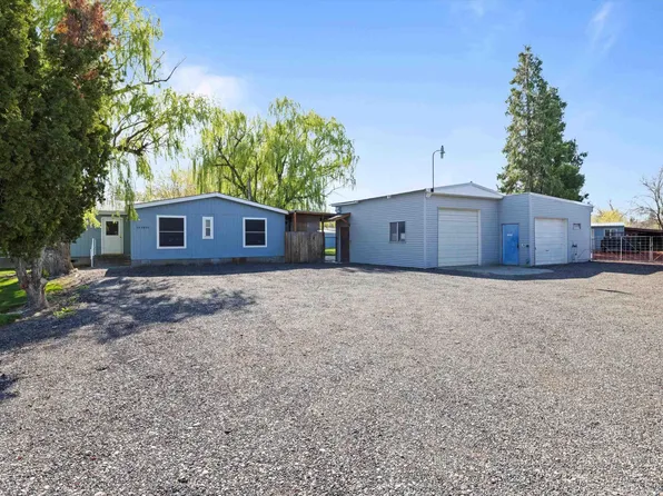 207805 E Finley Rd, Kennewick, WA 99337