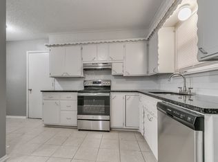 2724 Ridgeview Dr, Oklahoma City, OK 73120